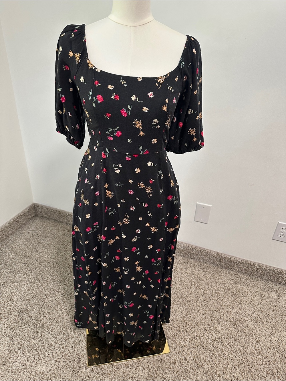 🚗 Old Navy Maxi Dress - Picture 1 of 5